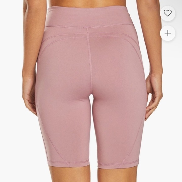 𝅺free PEOPLE MOVEMENT Hi Rise Biker Baby Short Raspberry - Picture 4 of 11